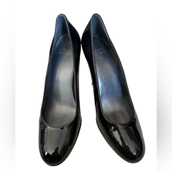 Black patent leather Stuart Weitzman heels excellent condition size 8.5 4.5 heel - Picture 2 of 10